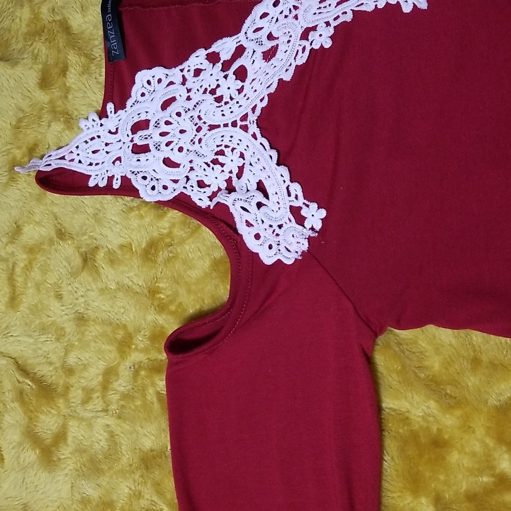 Ladies  top, size 12 - Picture 4 of 6